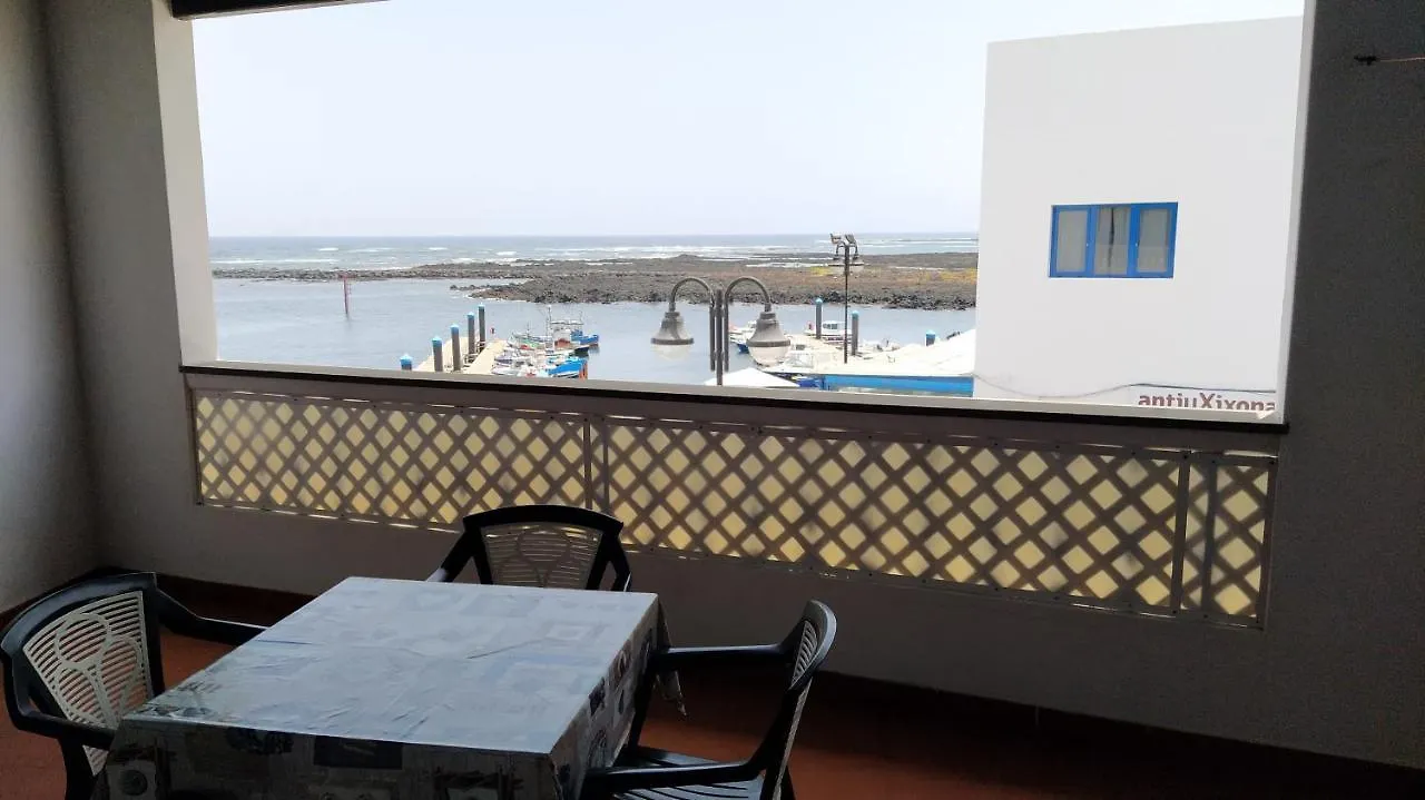 Apartamento Orzola frente al mar España