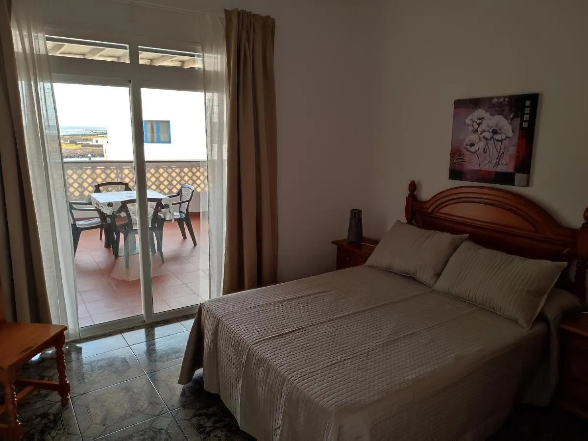 Apartment Ferienwohnung Orzola Frente Al Mar