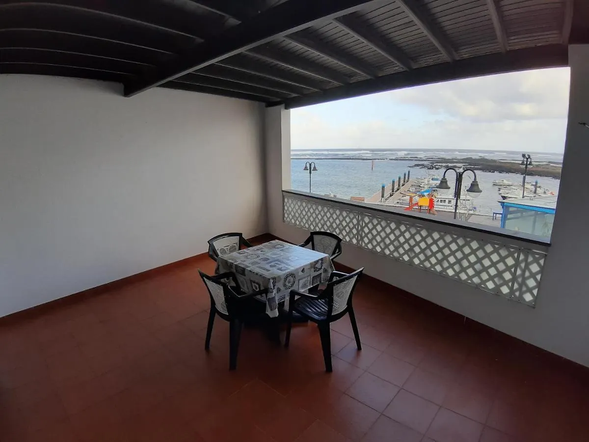 Apartamento Orzola frente al mar España